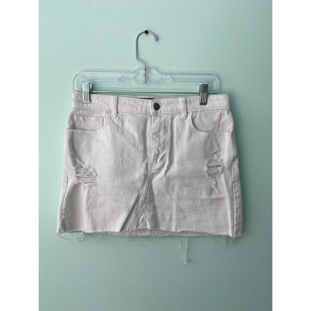 White mini skirt